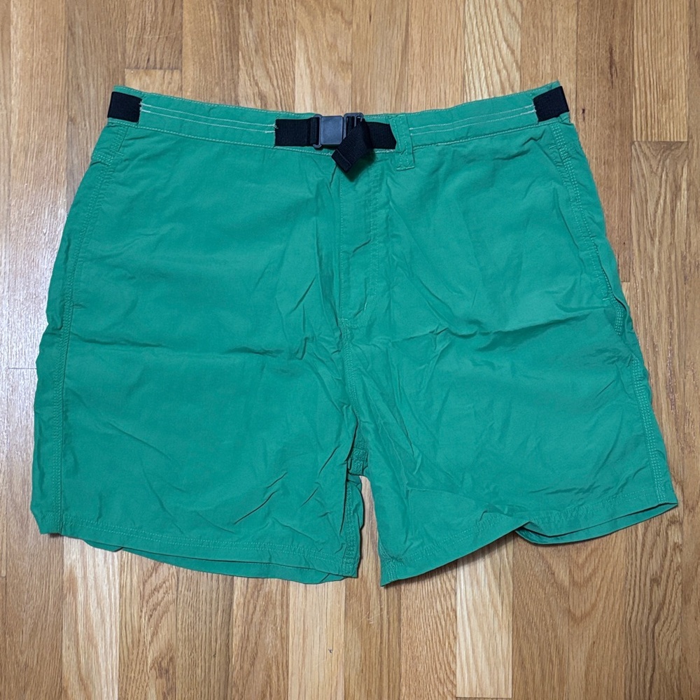 Men’s 38x6 Green Casual Shorts with Belt